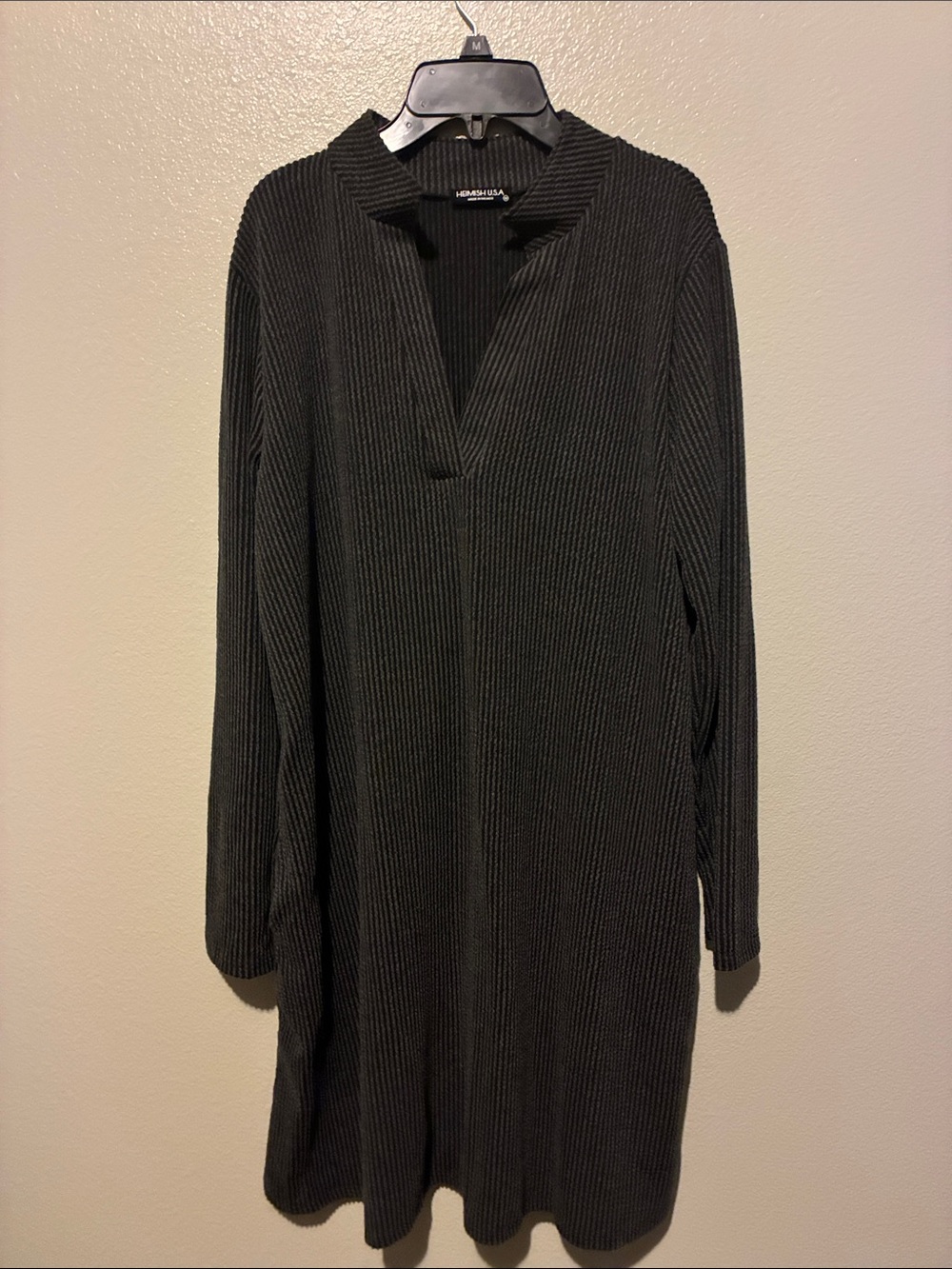 HEIMISH USA Black Ribbed V-Neck Longline Tunic Sweater dress